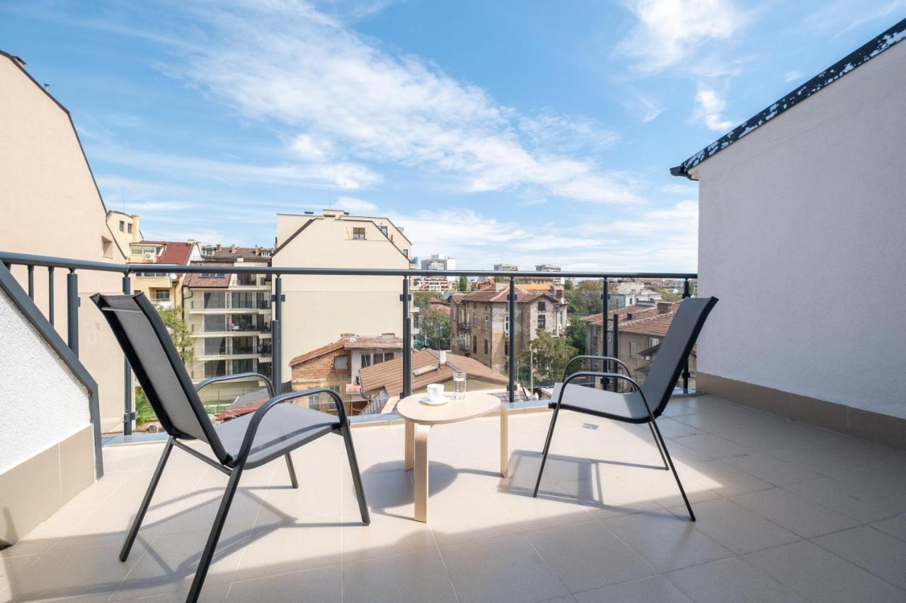Large Terrace In Old Center Of Sofia By Flat Mаnager Leilighet Eksteriør bilde